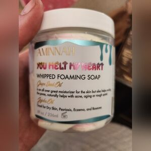 Aminnah You Melt My Heart Whipped Foaming Soap - Pink/White